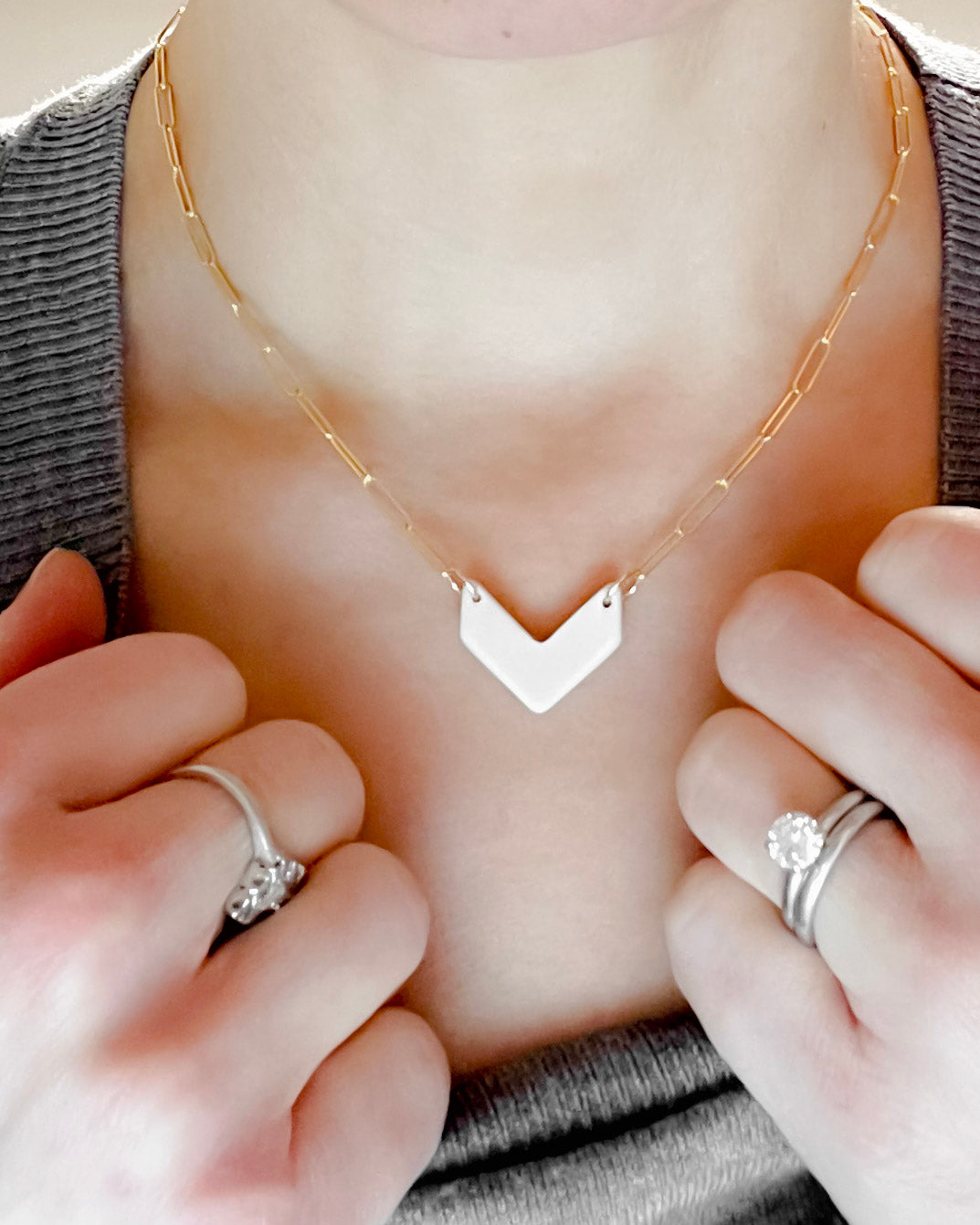 _the CHEVRON paperclip necklace | black + natural porcelain