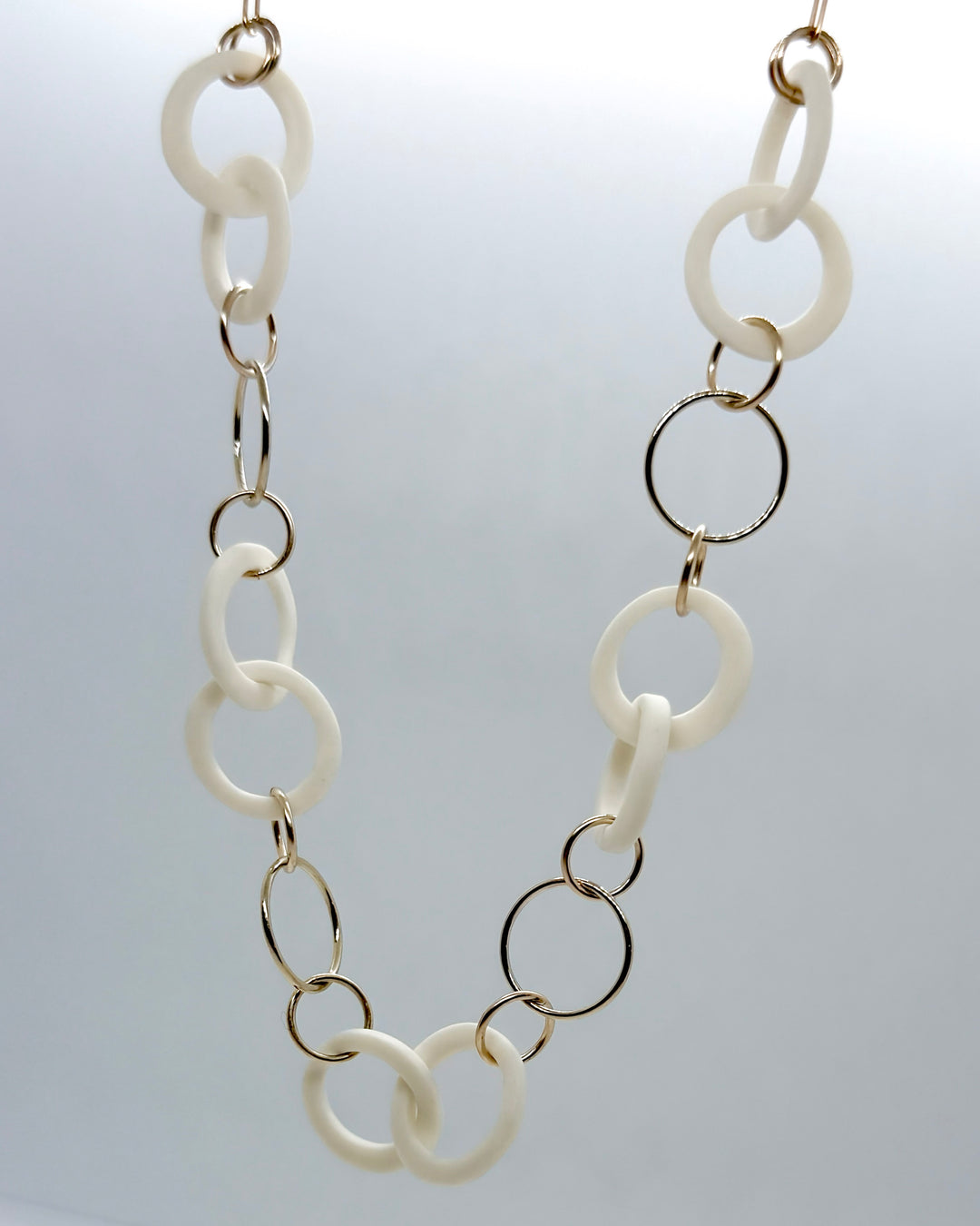 _the INTERLOCK LINKS necklace | natural porcelain + gold