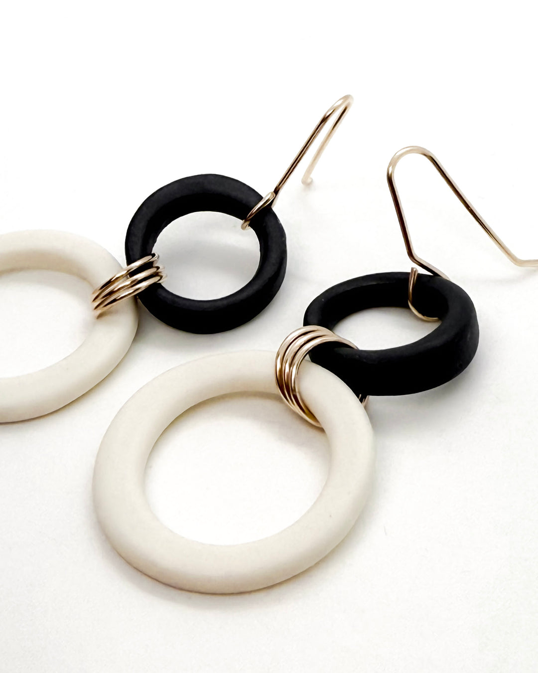_the HUIT dangle | black + natural porcelain