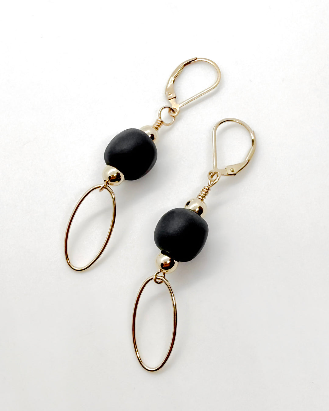 _the HALO bead dangle | black porcelain