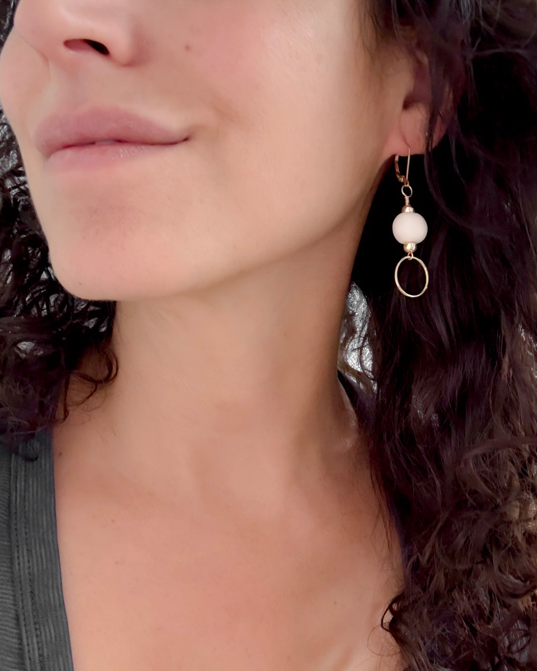 _the ECHO bead dangle | natural porcelain