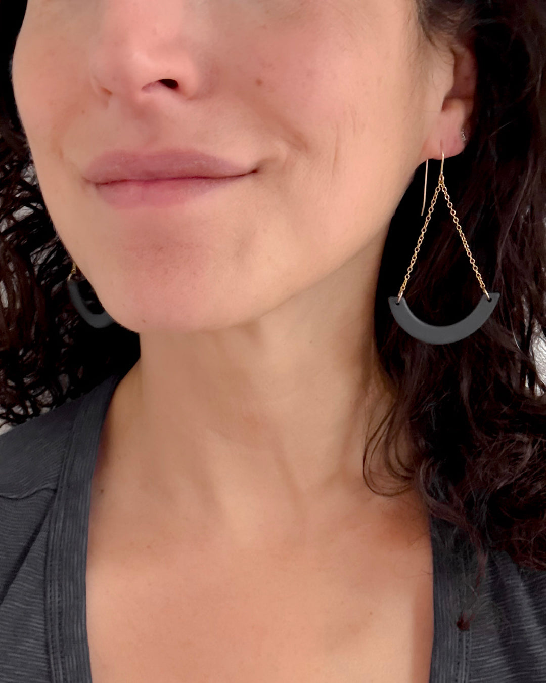 _the ARC swing | black porcelain