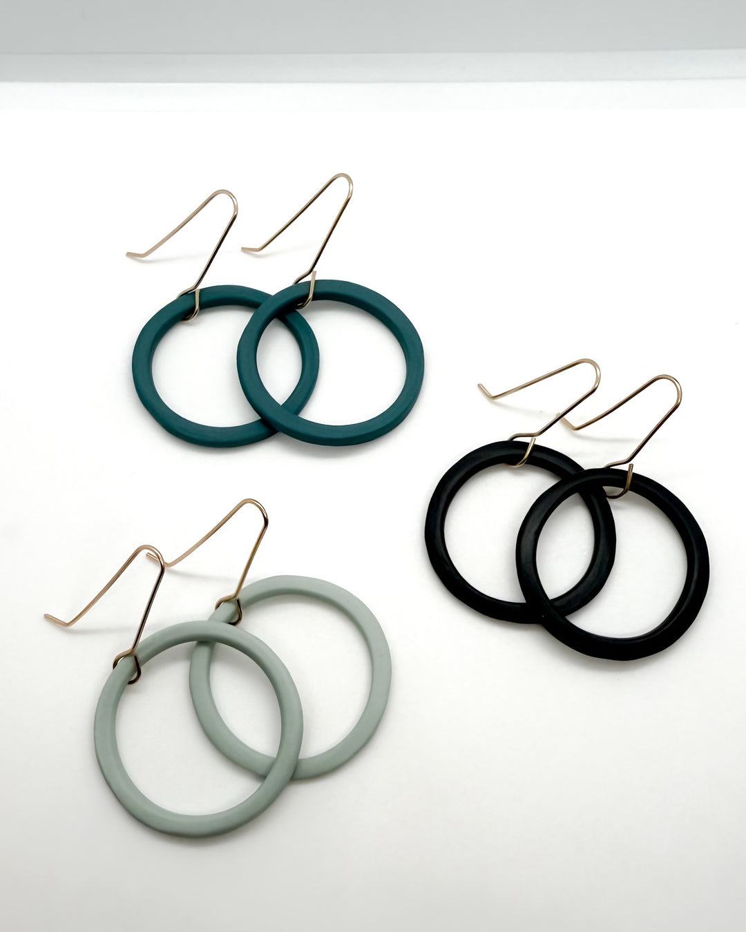 BEATRICE loops | porcelain