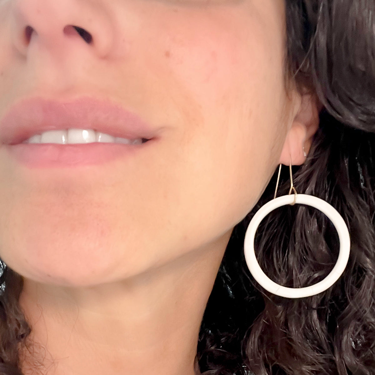 BEATRICE loops | porcelain – matte porcelain design