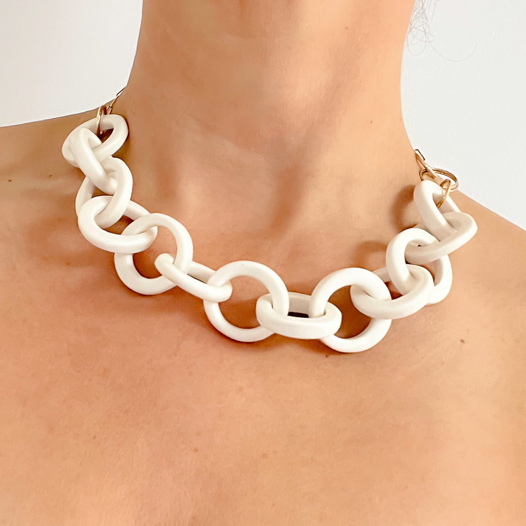 ALYA necklace | porcelain