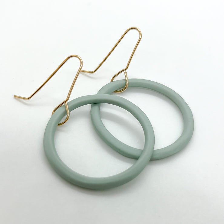 BEATRICE loops | porcelain