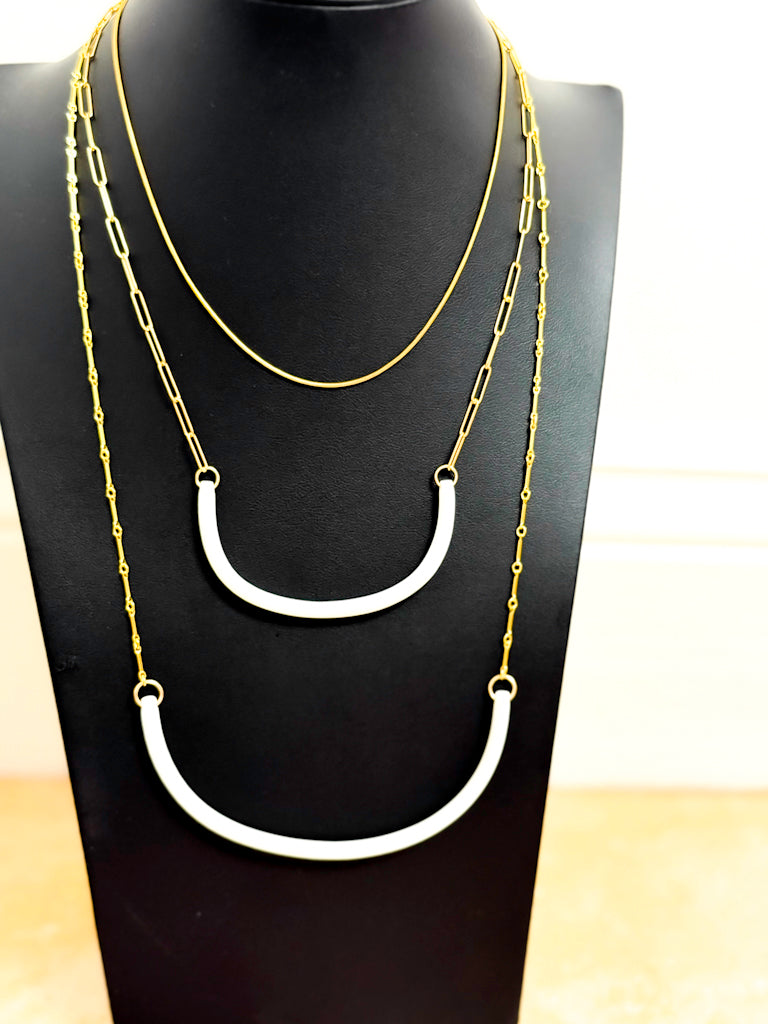 ARC necklace | porcelain